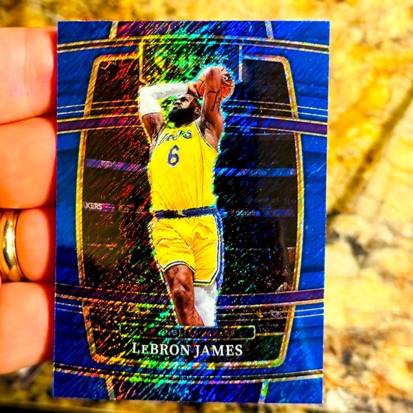 Lebron James blue shimmer - Picture 1 of 2